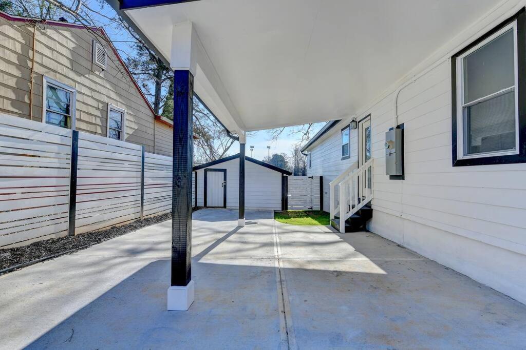 Modern Home At Colonial College Park אטלנטה מראה חיצוני תמונה